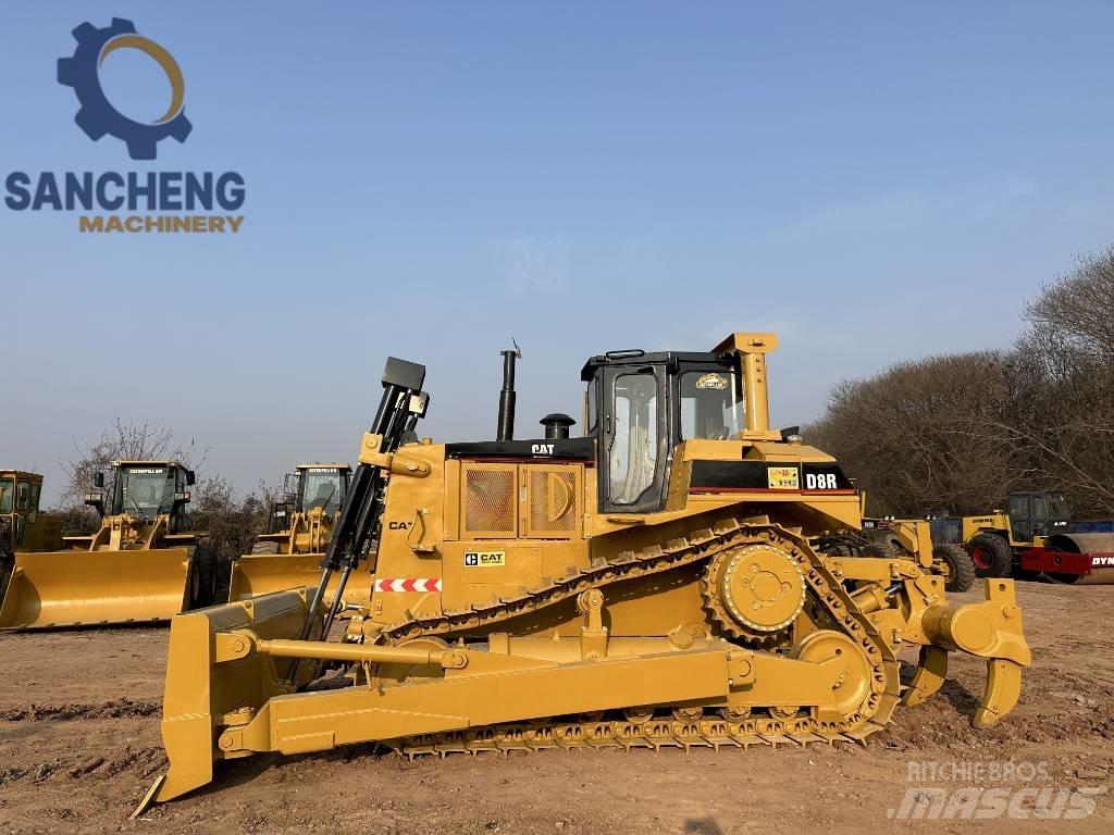 CAT D8R Bulldozer