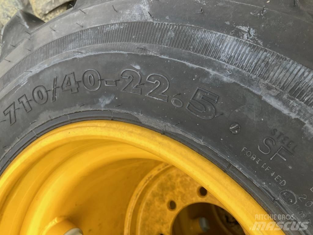 Nokian 710/40-22,5 Reifen