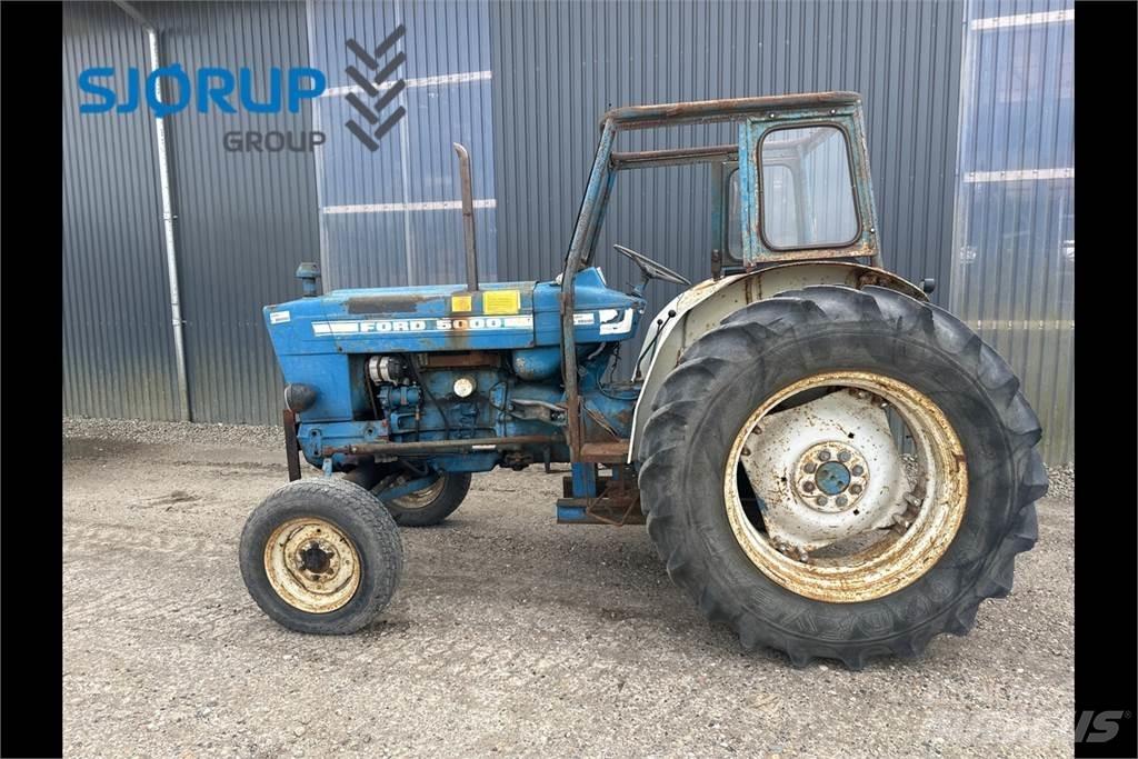 Ford 5000 Traktoren
