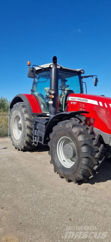 Massey Ferguson 8727 Traktoren