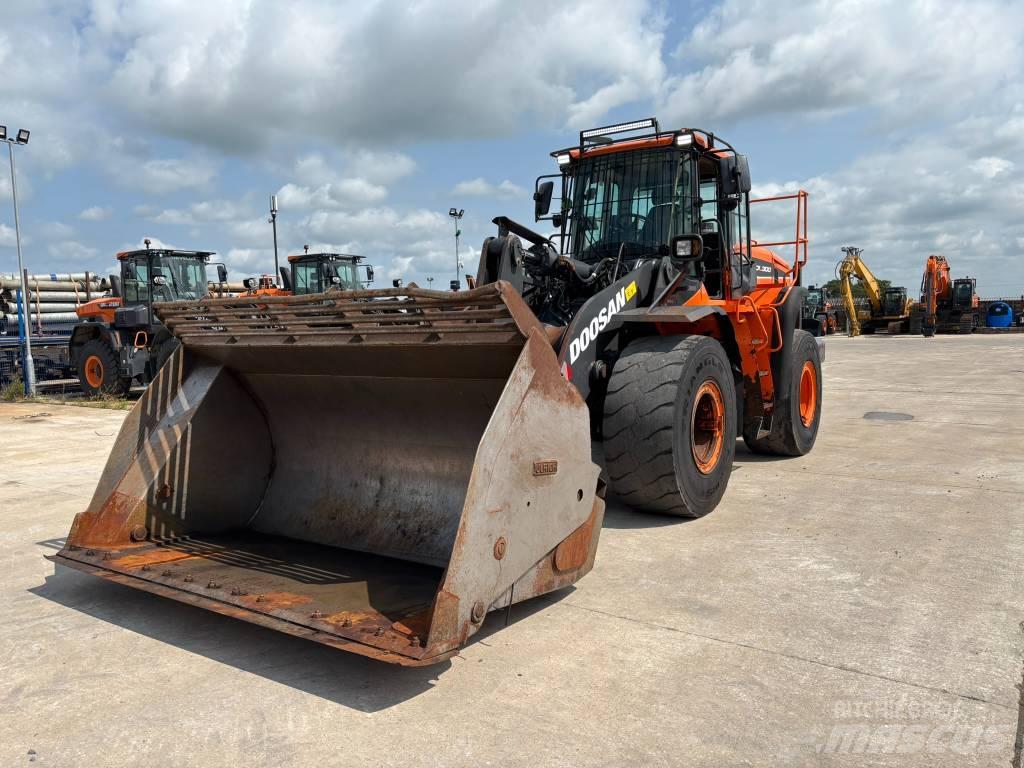 Doosan DL 300-5 Radlader