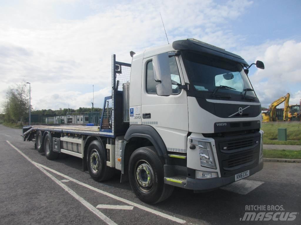 Volvo FM 370 Pritschenwagen mit Seilwinde