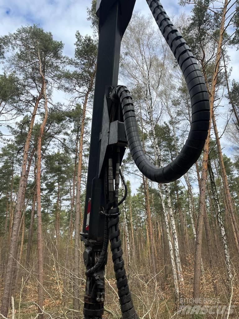 Eco Log 560E Harvester