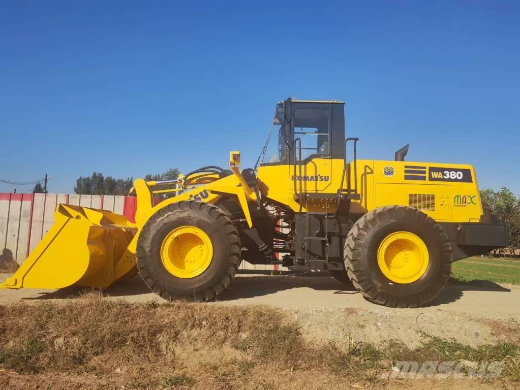 Komatsu WA 320 Radlader