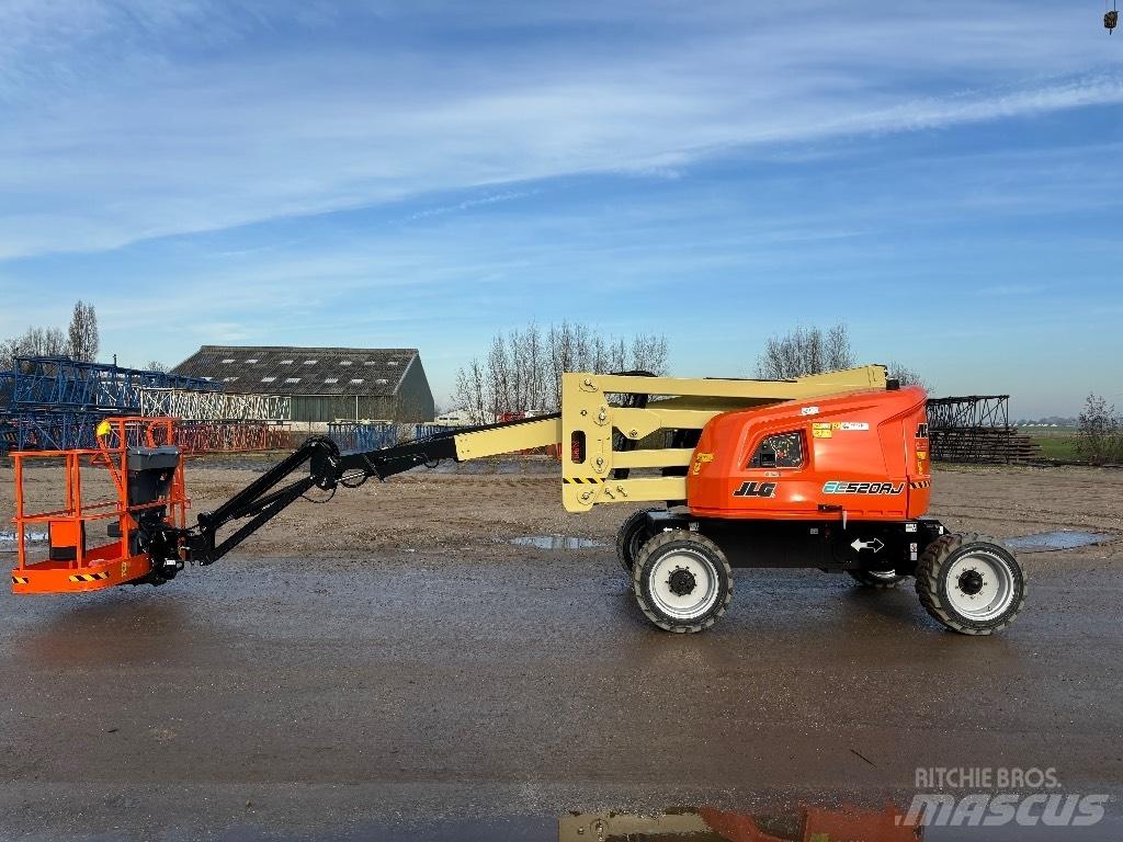 JLG EC 520 AJ Gelenkteleskoparbeitsbühnen