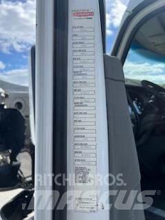 Kenworth T680 Sattelzugmaschinen