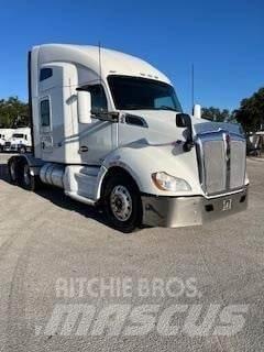 Kenworth T680 Sattelzugmaschinen