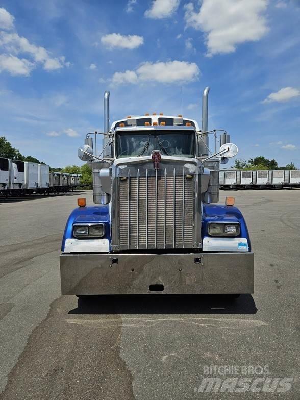 Kenworth W900 Sattelzugmaschinen