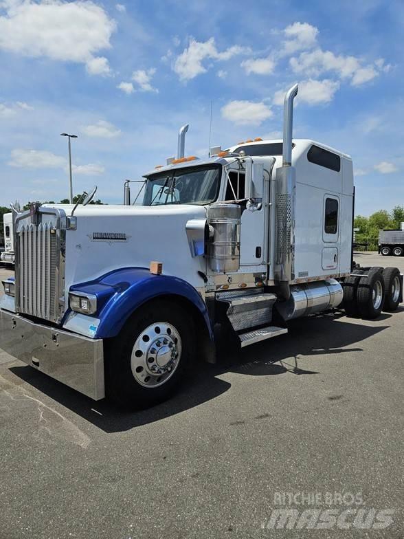Kenworth W900 Sattelzugmaschinen