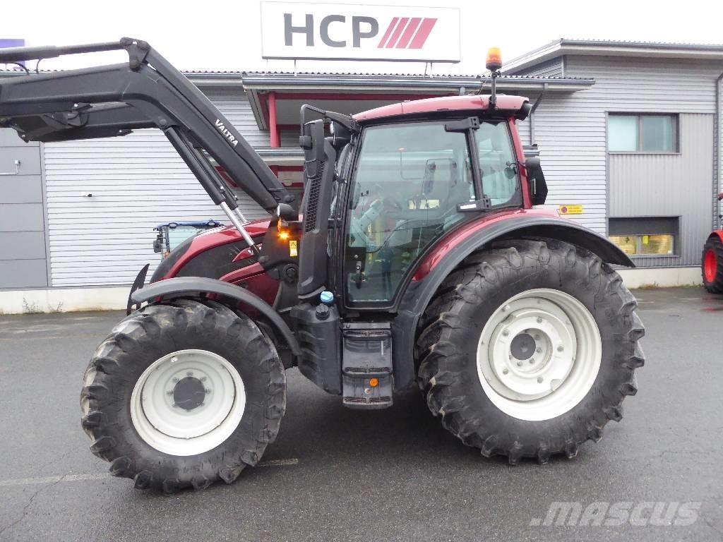 Valtra N 154 A Traktoren