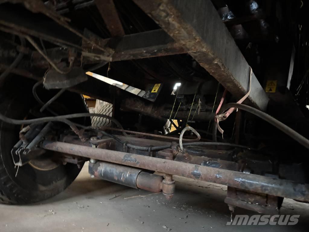 New Holland BB 940 Quaderpressen