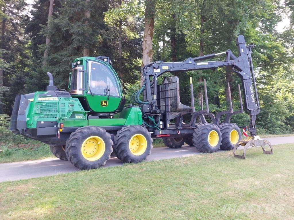 John Deere 1110G Forwarder
