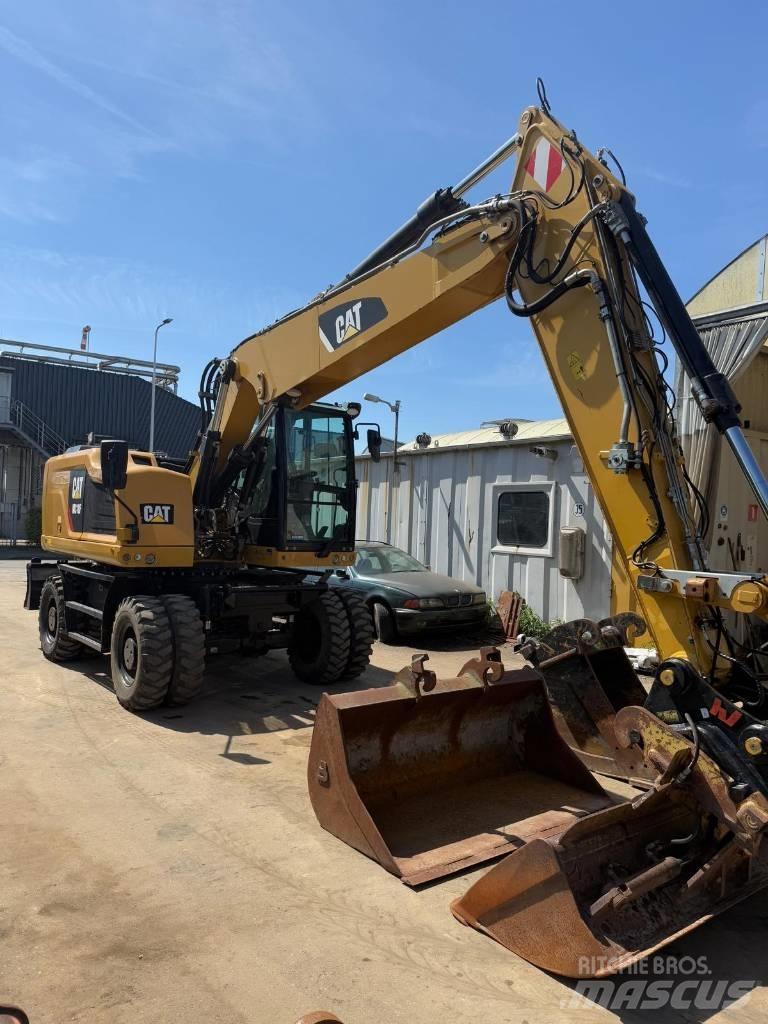 CAT M 318 F Mobilbagger