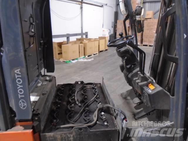 Toyota 8FBE20U Selbstfahrstapler