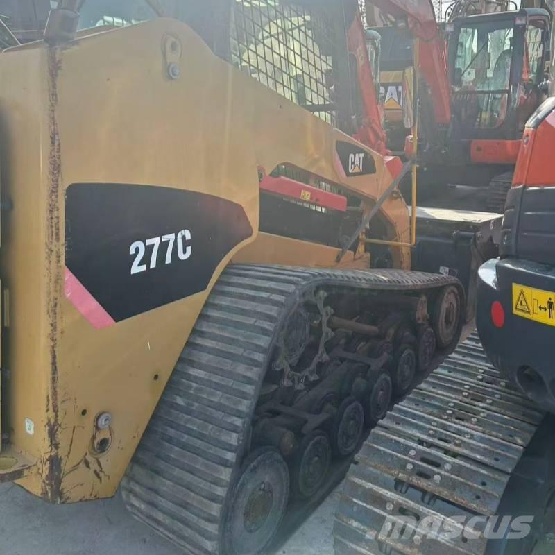 CAT 277 Kompaktlader
