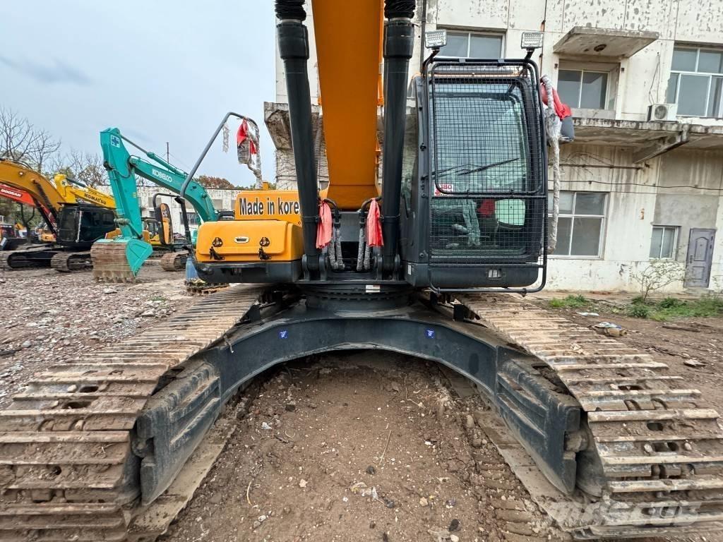 Hyundai 305LC Raupenbagger