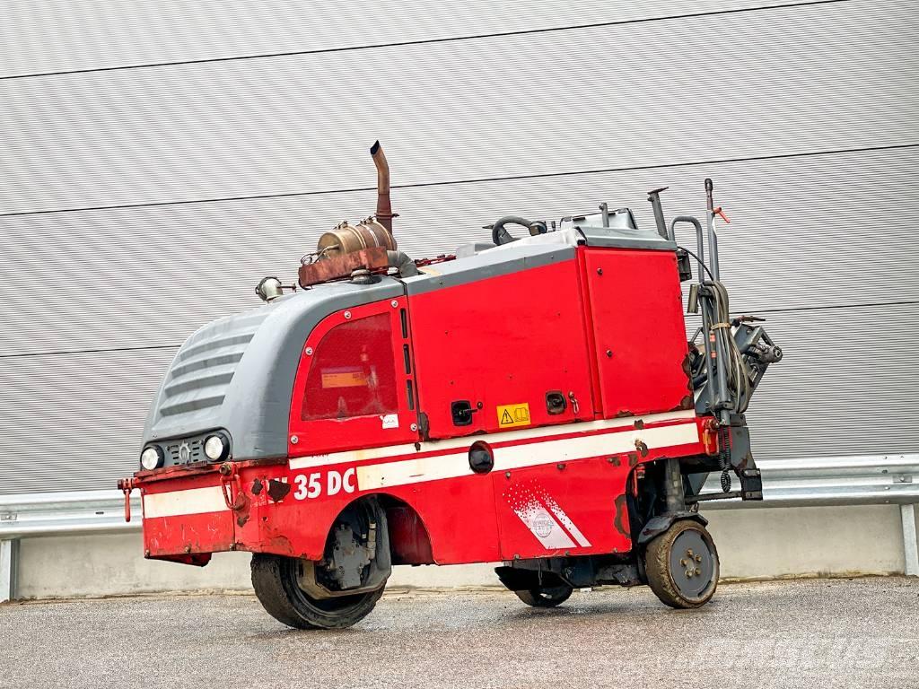 Wirtgen W 35 DC Asphaltfräsen