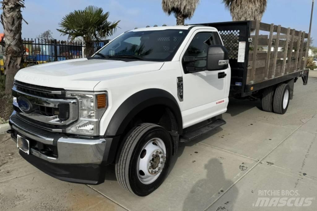 Ford F 550 XLT SD Pritschenwagen/Pritschenwagen mit Seitenklappe
