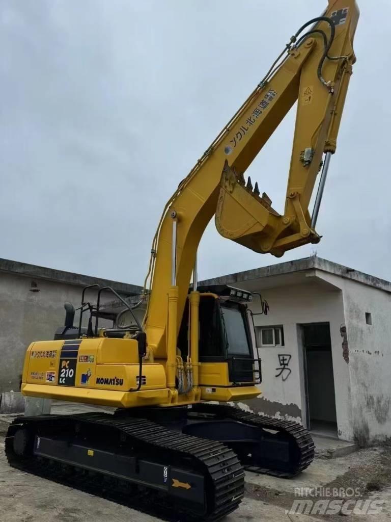 Komatsu 210LC-8 Raupenbagger