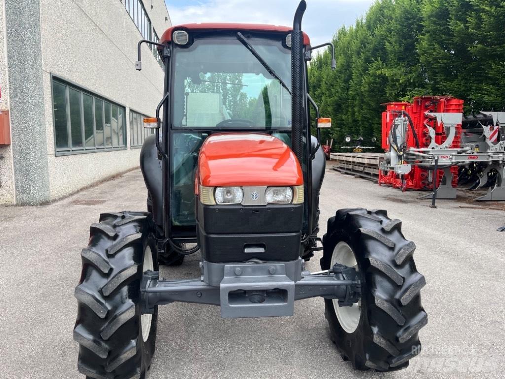 New Holland TN 55 D Traktoren