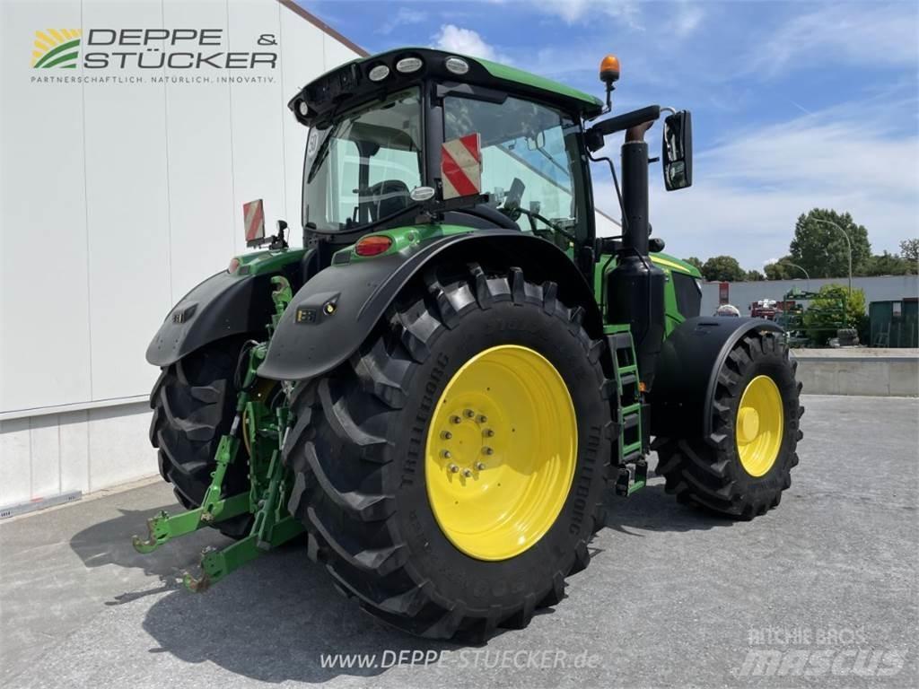 John Deere 6230R Traktoren