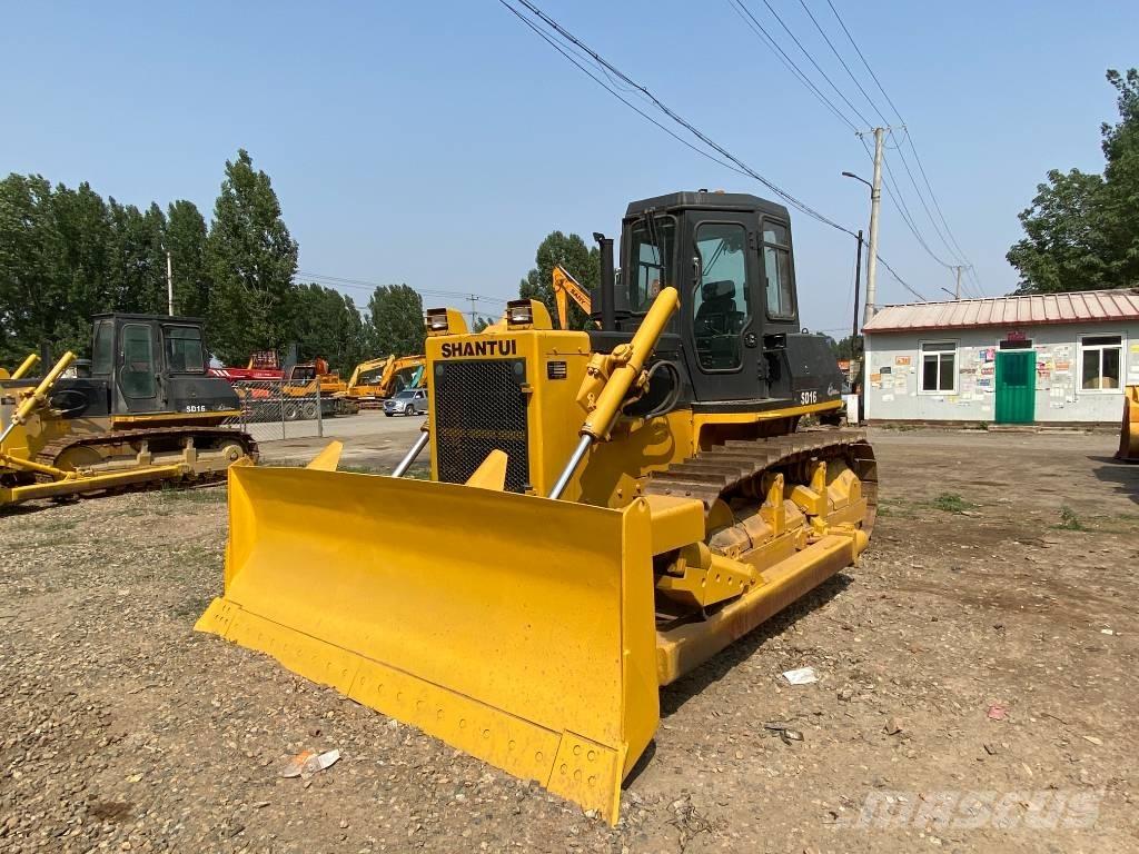 Shantui SD 16 Bulldozer