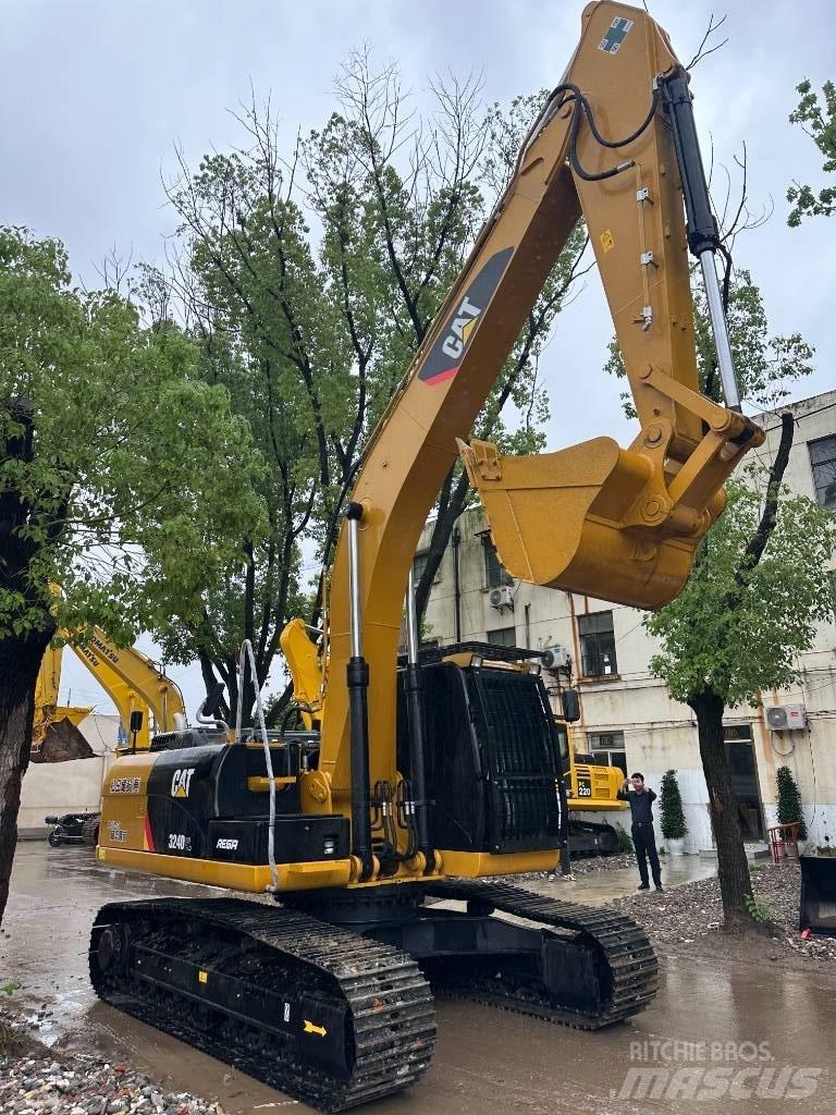 CAT CAT324D Midibagger  7t - 12t