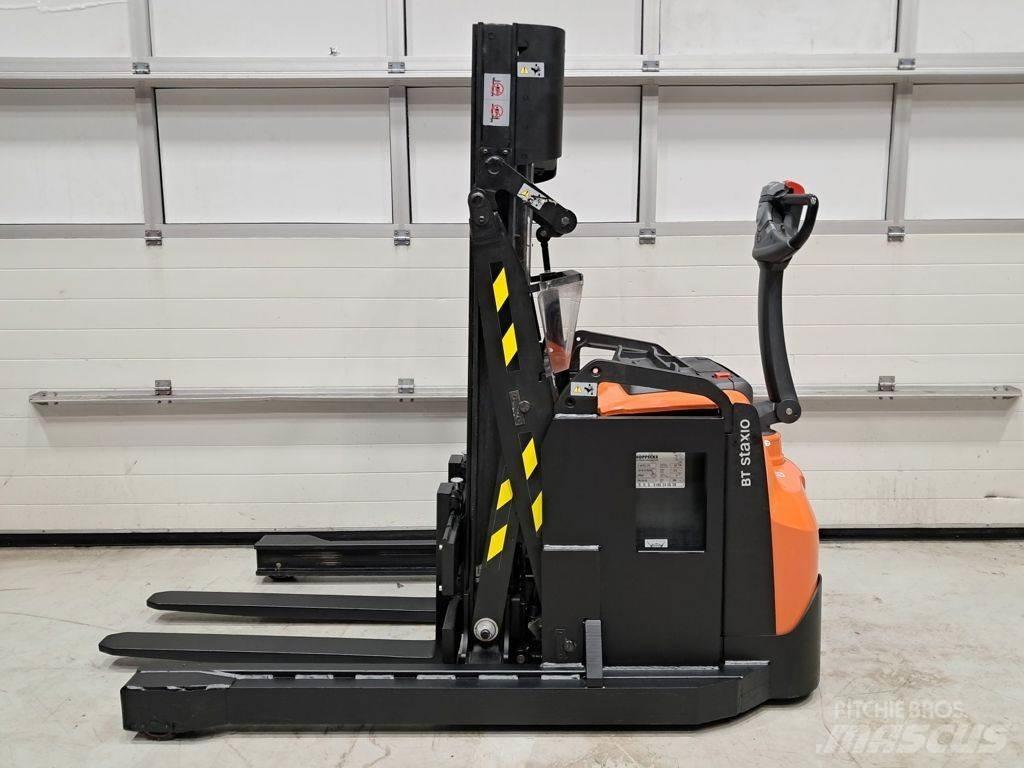 Toyota SWE120XR Deichselstapler