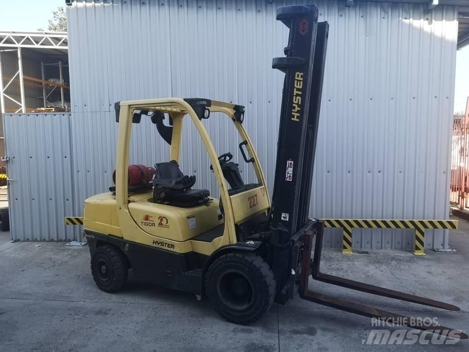 Hyster H 35 FT Gasstapler