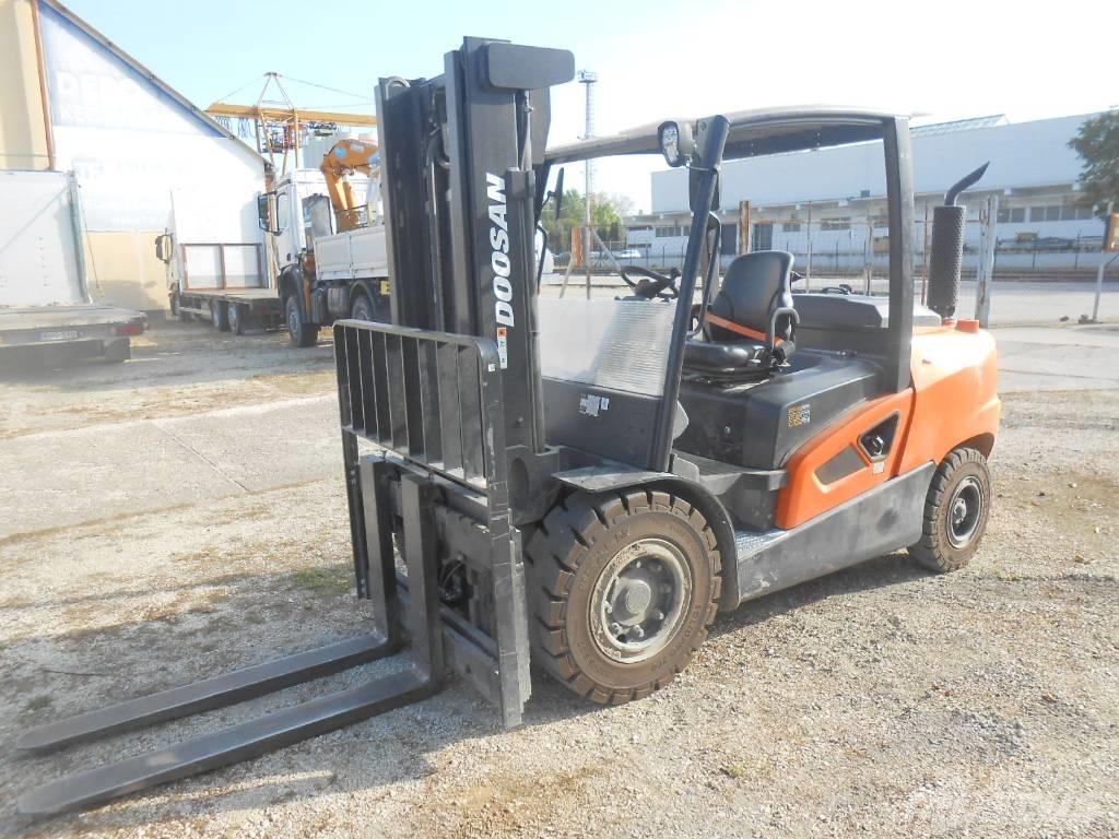 Doosan D50 SC-09 Dieselstapler