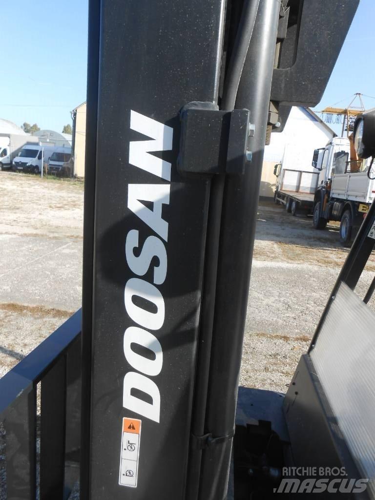 Doosan D50 SC-09 Dieselstapler