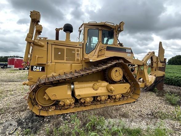 CAT D8N Bulldozer