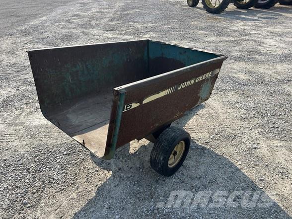 John Deere 15 Weitere Anhänger