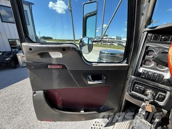 Kenworth W900 Sattelzugmaschinen