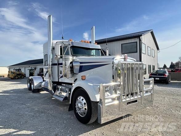 Kenworth W900L Sattelzugmaschinen