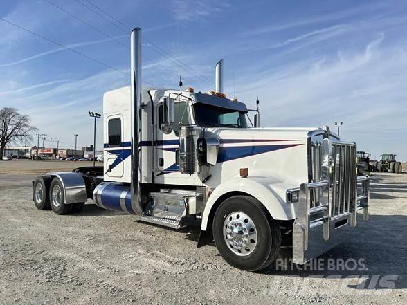 Kenworth W900L Sattelzugmaschinen