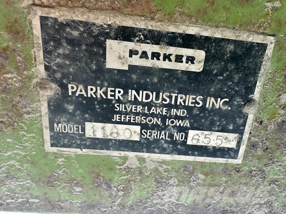 Parker 1180 Getreideanhänger