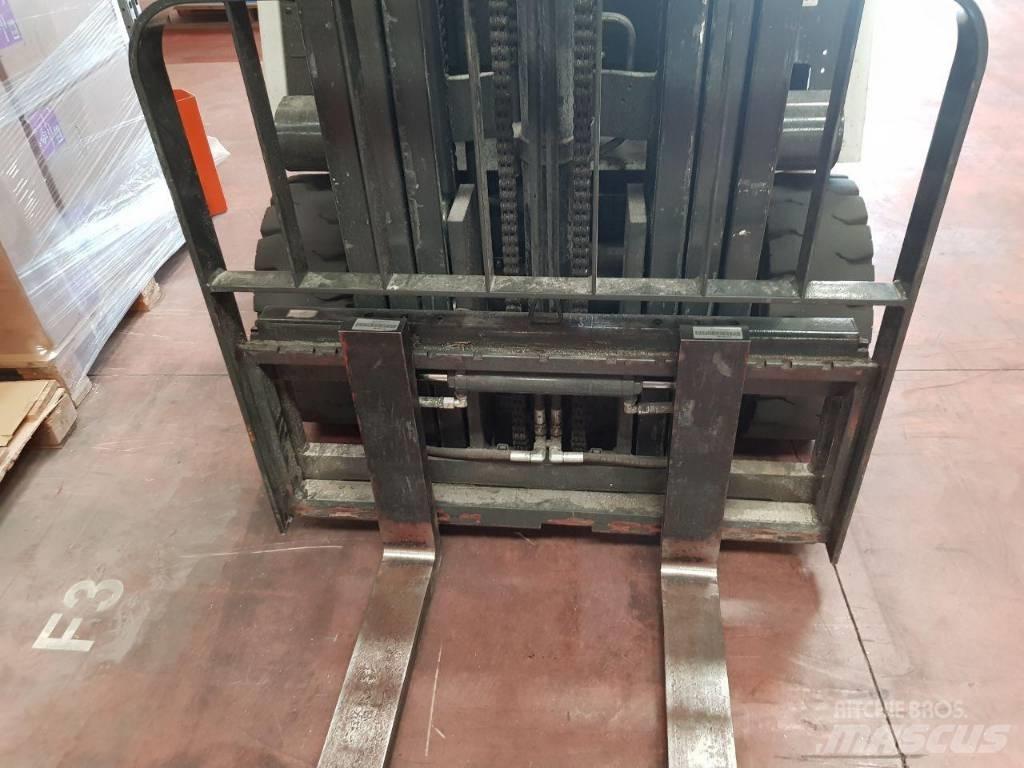 Unicarriers 1Q2L25Q Elektrostapler