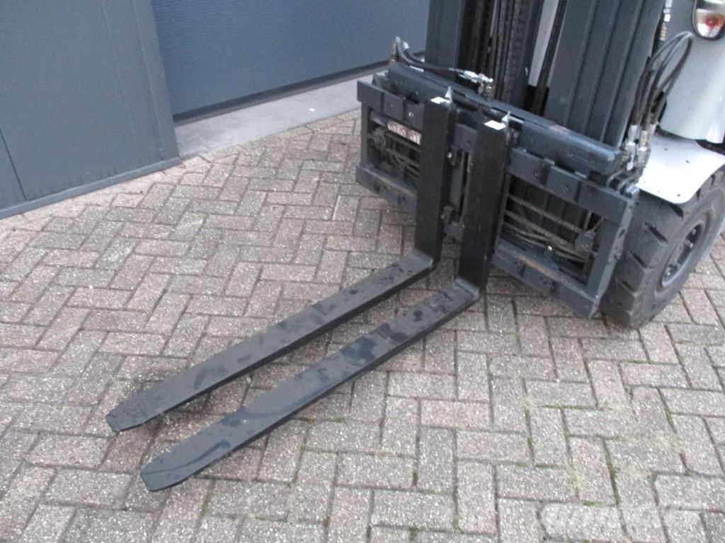 Still RX 60-25 Elektrostapler