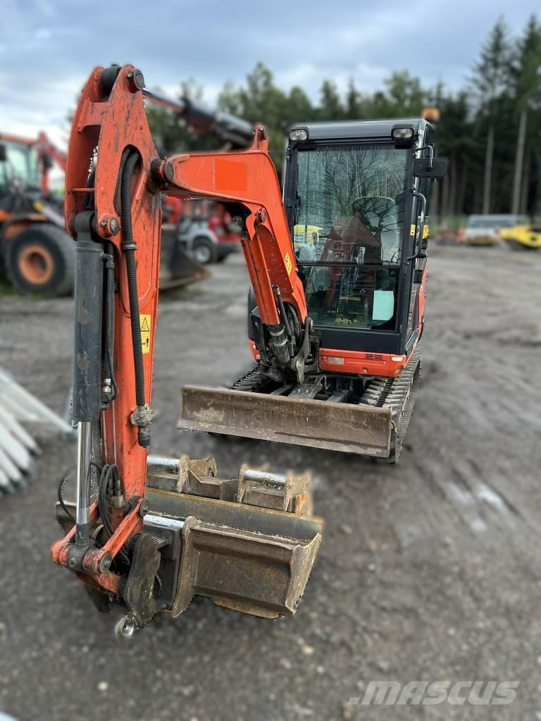 Kubota KX 027 Minibagger < 7t