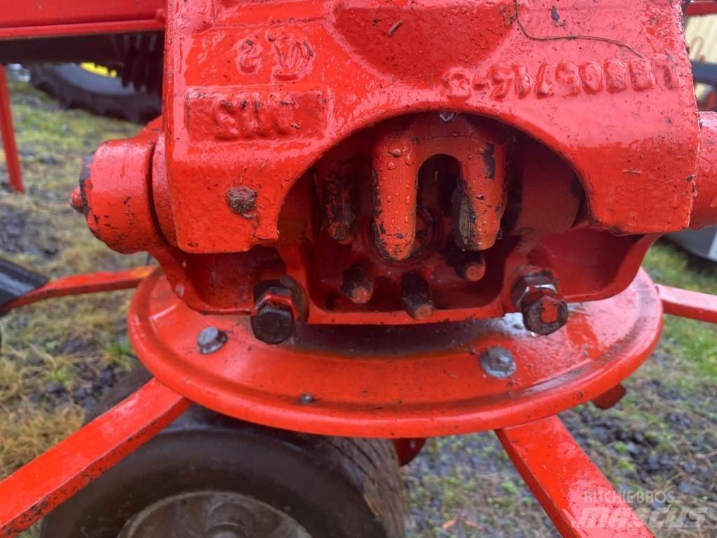Kuhn GF8702 Kreiselheuer/-wender