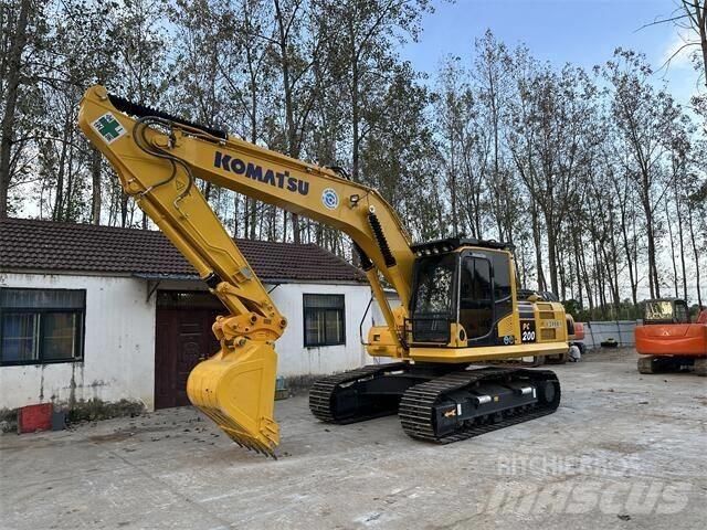 Komatsu PC 200-8 Raupenbagger