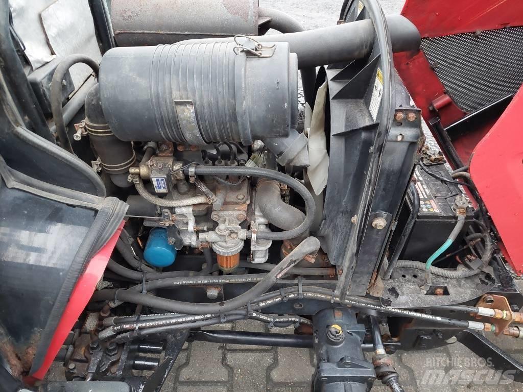 TYM T273HST Traktoren