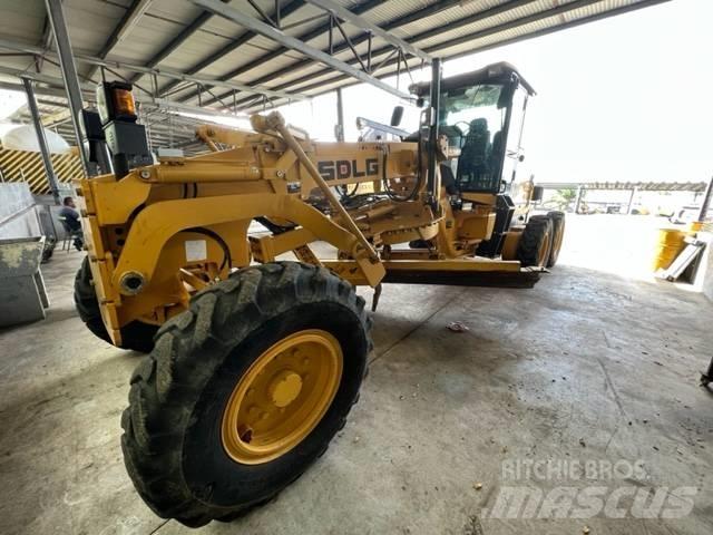 SDLG G9138 Grader