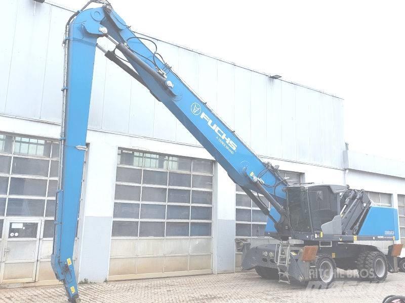 Fuchs MHL 360 F Materialumschlag