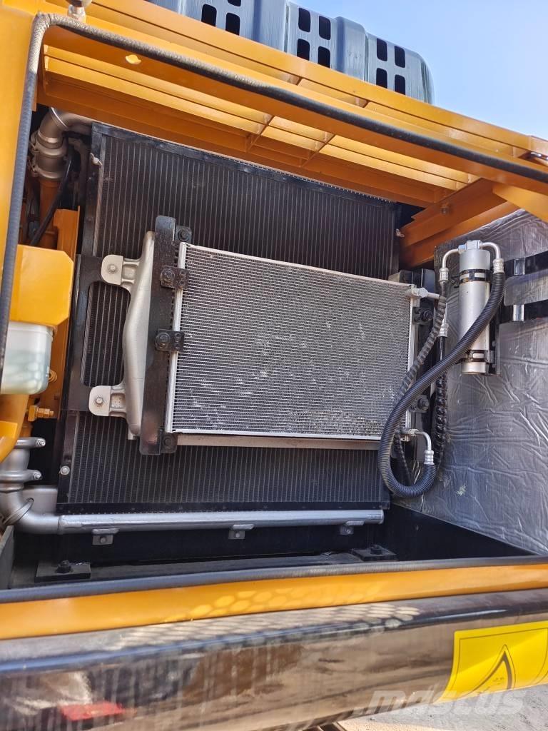 Sany SY 215 C Raupenbagger