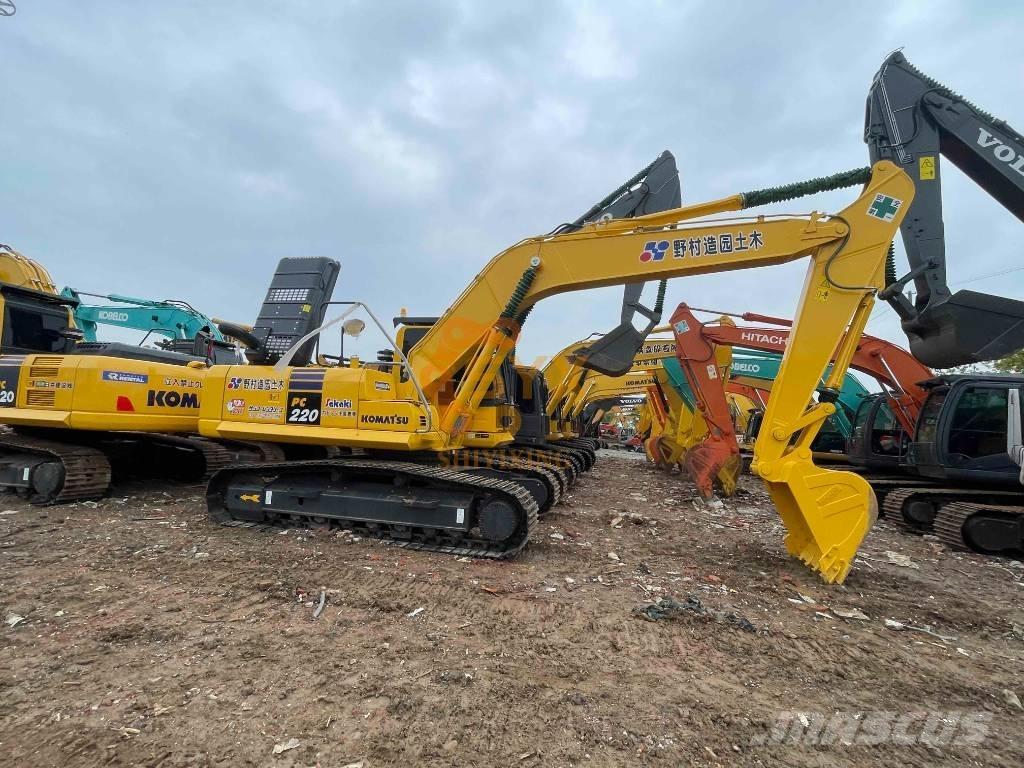 Komatsu PC 220-8N1 Raupenbagger