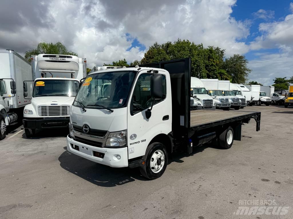 Hino 155 Andere Fahrzeuge