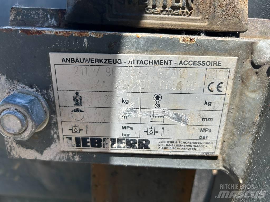 Liebherr L 506 Radlader