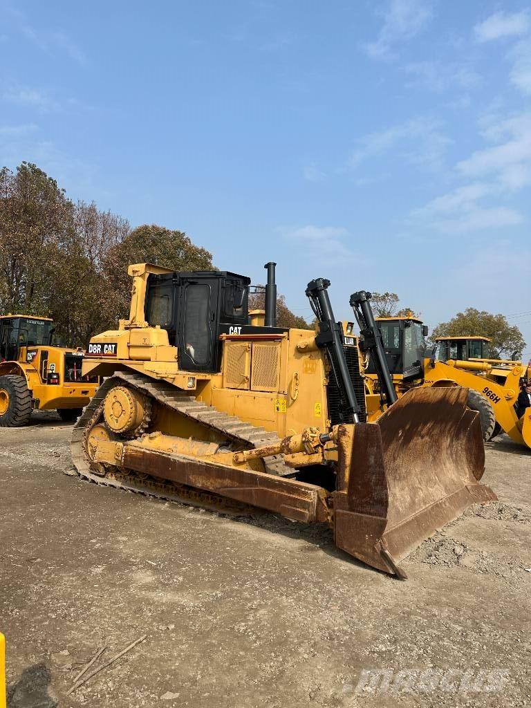 CAT D8R Bulldozer